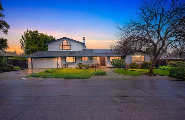 Absolutely Beautiful 4BR 3.5BA 2 Story Home in quiet neighborhood in Los Altos photos photos