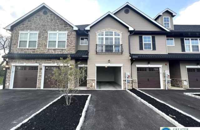 1047 Cetronia Road photos photos