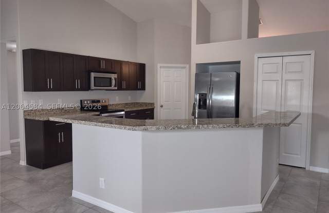151 SW S Wakefield Cir Gallery 2