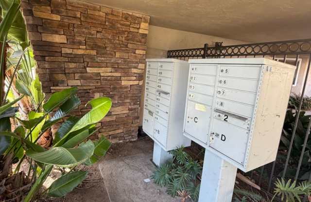 Great, Upstairs Large Studio in Quiet Gated Community on E. Lexington Ave in Granite Hills. Gallery 3