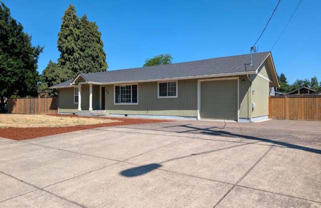Beautiful 3 Bedroom, 2 Bath Home In The River Road Area! photos photos