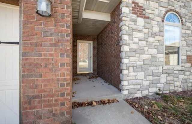 1143 South Elmwood Avenue photos photos
