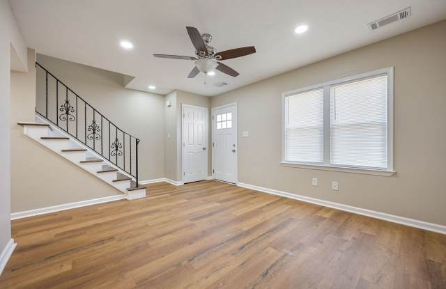 1192 Madison Court Gallery 4