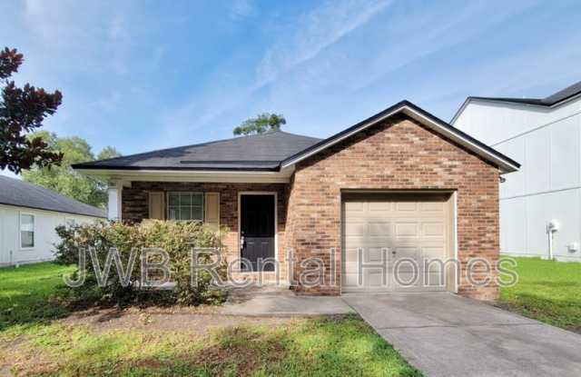 1382 Manotak Ave photos photos