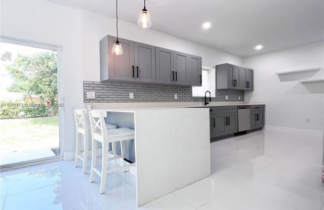 730 Alabama Ave photos photos