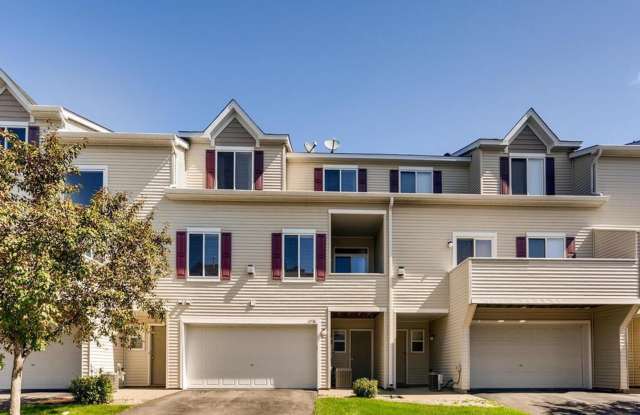 Rare Find! 2bd2ba2car garage townhome in Cottage Grove photos photos