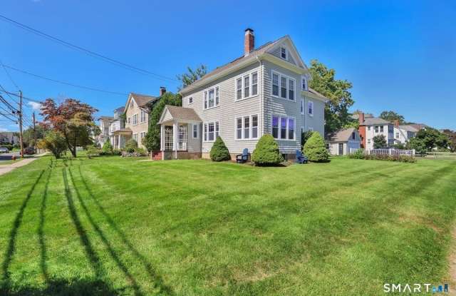 152 Brace Road Gallery 3