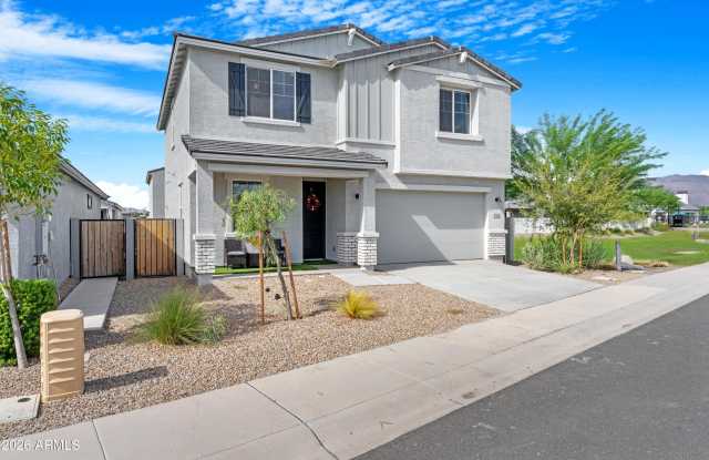 2562 E BOULDER Avenue Gallery 2
