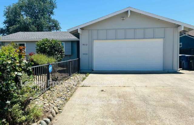 9012 Alderson Ave photos photos