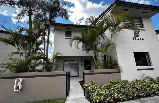 13440 SW 62nd St photos photos
