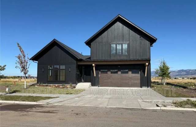 1605 Cambridge Dr. Gallery 1