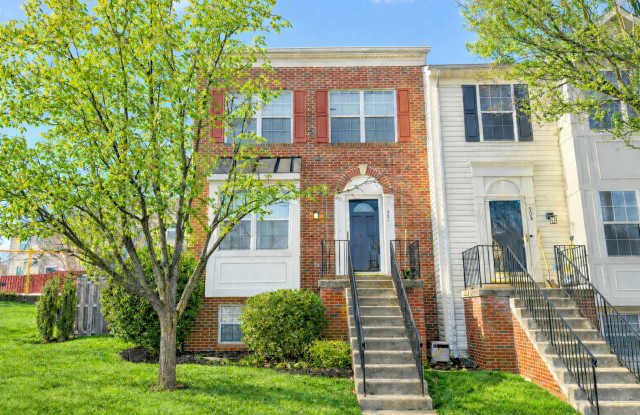 BEAUTIFUL THREE LEVEL TOWNHOME IN NORTH STAFFORD! photos photos
