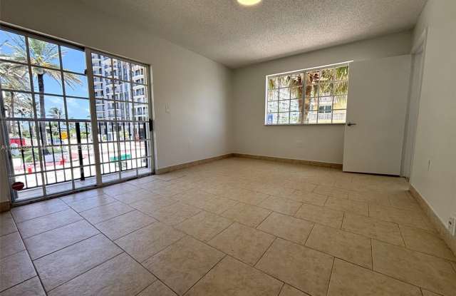 8900 Collins Ave photos photos