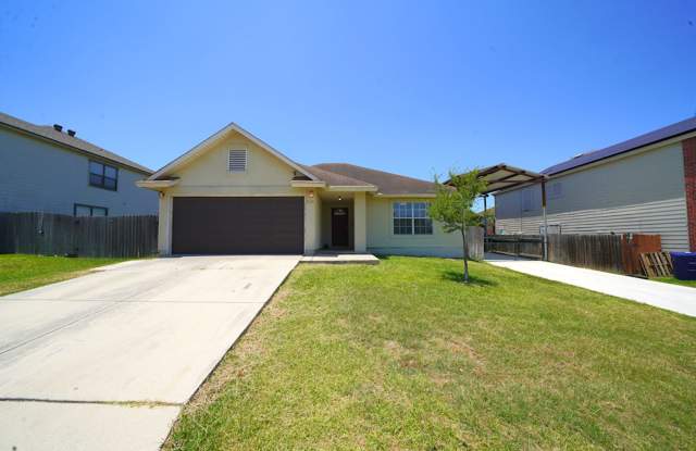 BeautifullyUpdated Home in NorthEast San Antonio. Realtor Commission: $500 Gallery 3