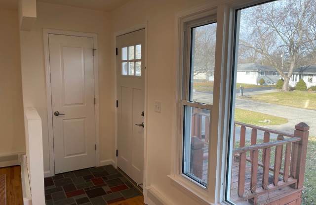 Charming 3-Bedroom Home with Finished Basement in Waterford Township Gallery 3