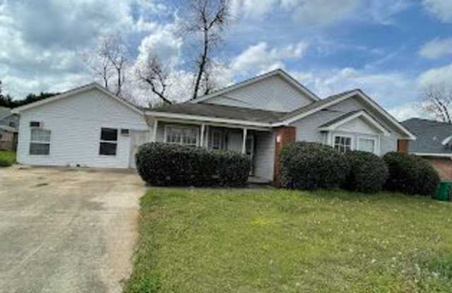 127 Stepping Stone Lane - 127 Stepping Stone Lane, Albany, GA 31721