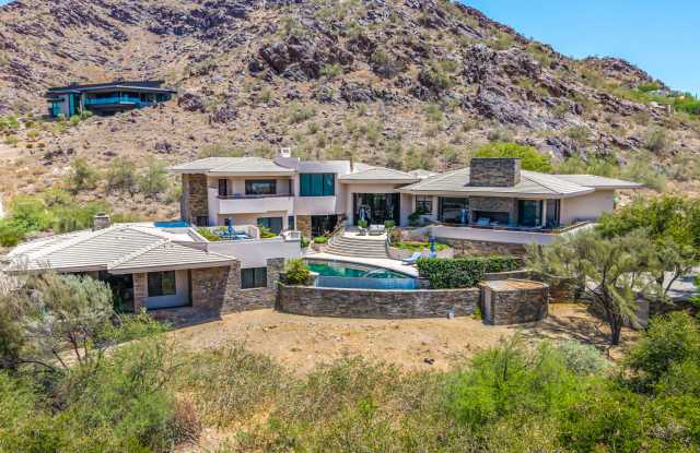 7451 North Las Brisas Lane Gallery 1