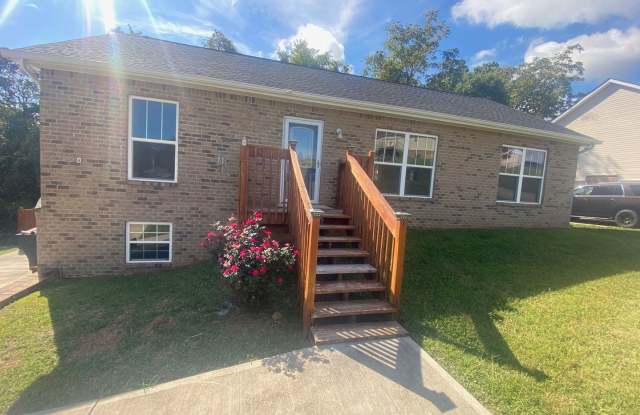 charming 3-bedroom, 2-bathroom house photos photos