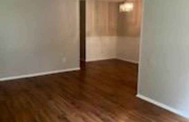 3016 Sonya Lane Gallery 3