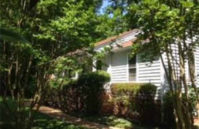 10300 Maremont Drive photos photos