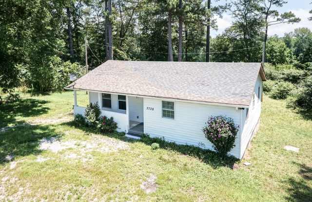 Three Bedroom Home! photos photos