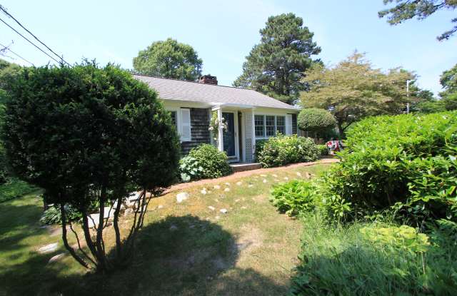 39 Wing Blvd W photos photos