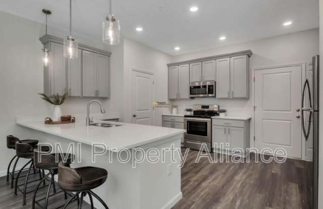 2908 Oak Park Way photos photos