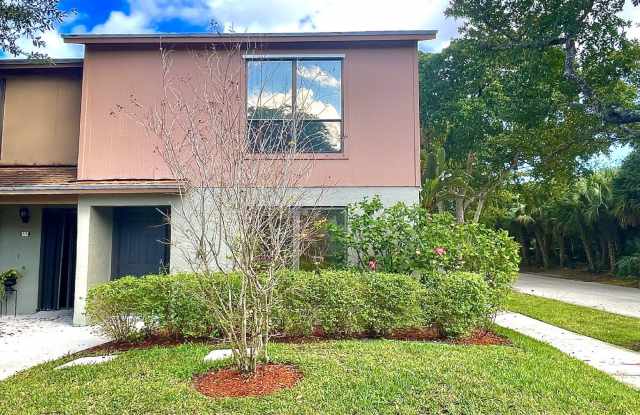 Spacious 2-Bedroom, 2.5-Bath Home with Elegant Hardwood & Tile Floors photos photos