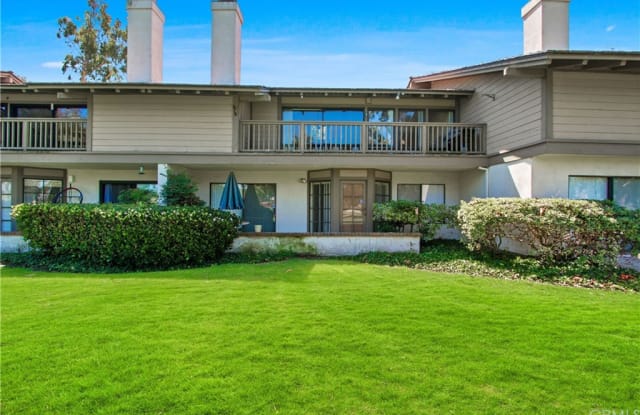 6 Flores - 6 Flores, Irvine, CA 92612