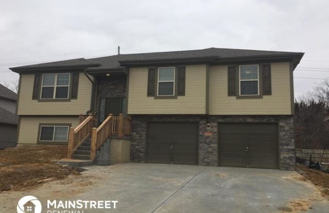 9919 Webster Circle - 9919 Webster Circle, Kansas City, KS 66109