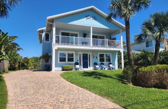 Beautiful 3 Bedroom 3 Bath Beachside Home photos photos