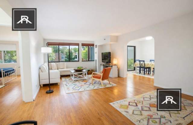 1736 Beacon St. Gallery 4