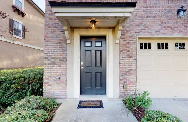 4482 CONGRESSIONAL DR Gallery 2