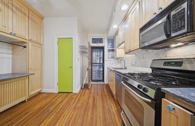 1411 Colonial Ave Gallery 2