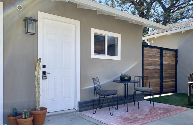 6058 Shadyglade Avenue - 6058 Shadyglade Avenue, Los Angeles, CA 91606