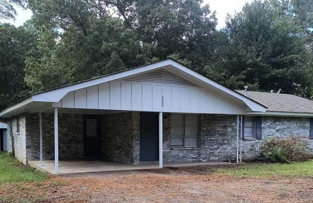 3000 Kay Don Road - 3000 Kay Don Road, Pine Bluff, AR 71603