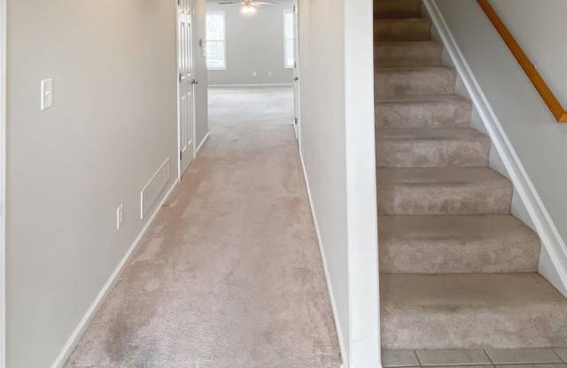 2221 Reserve Court Gallery 2