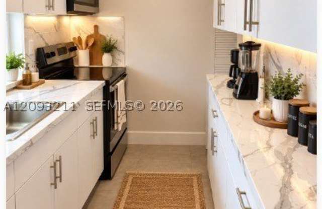 645 Palmetto Dr Gallery 3