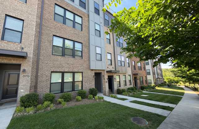 626 Noush Court, #B - Modern Garage Style Townhome Built in 2022! photos photos