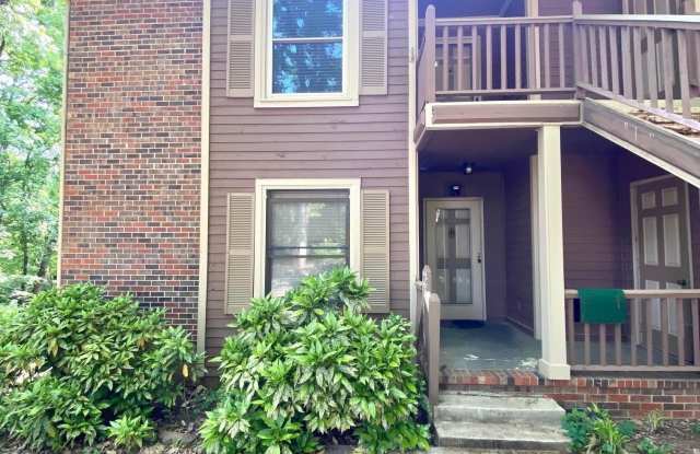 2053 Woodlawn Drive photos photos