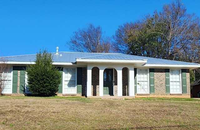 437 Glade Park - 437 Glade Park Drive, Montgomery, AL 36109