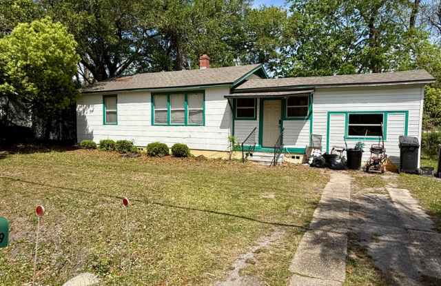 Charming 3 Bedroom Home for Rent in Jacksonville photos photos