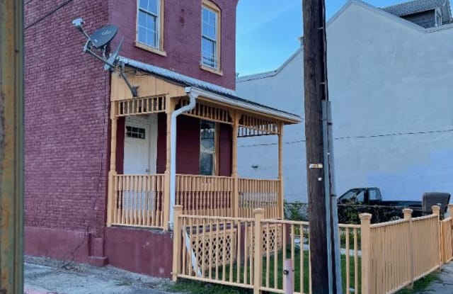 124 Orange St - 124 Orange Street, Reading, PA 19602
