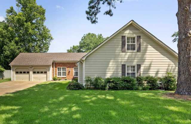 8604 SANDPOINT Dr Gallery 1