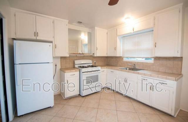 2168 Bacon St photos photos