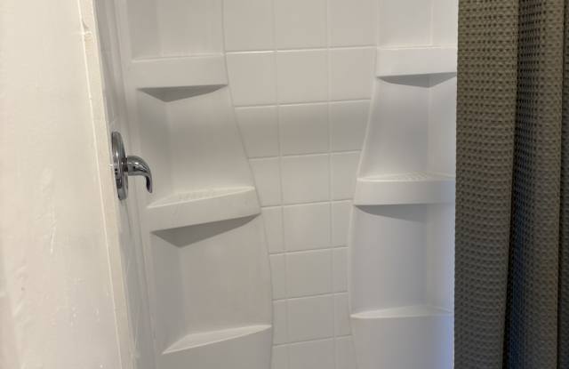 109 East Baker Street photos photos