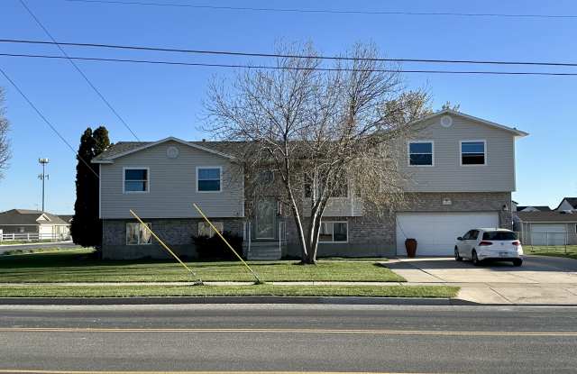 2419 West 2700 South photos photos