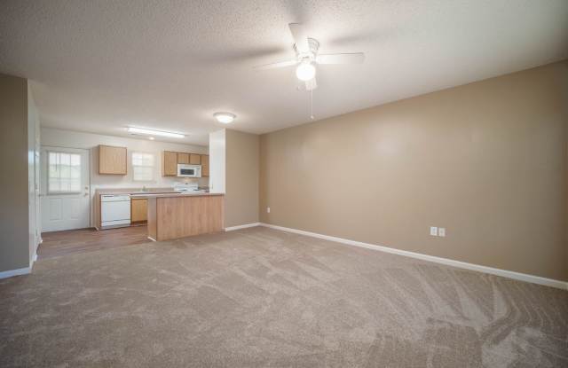 3 minutes from University of Montevallo********** Villa Style Home*********Affordable Rent Gallery 4