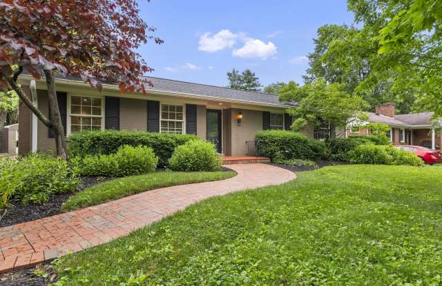 309 Greenbriar Road - 309 Greenbriar Road, Lexington, KY 40503