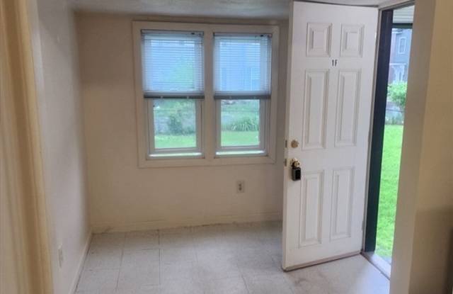 157 Pearl Street - 157 Pearl Street, Malden, MA 02148